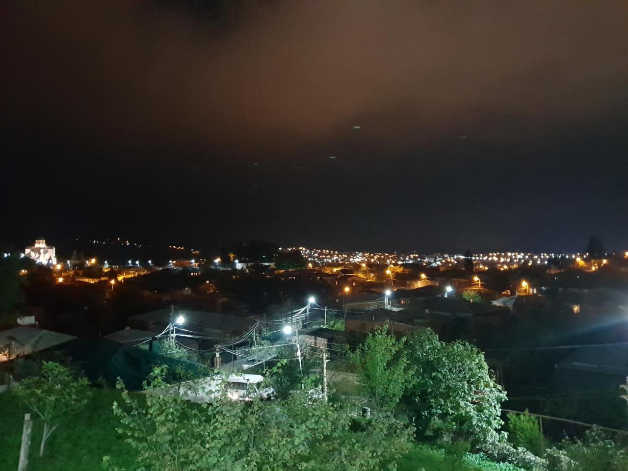 Hotel 9Th Sky Kutaisi Zewnętrze zdjęcie