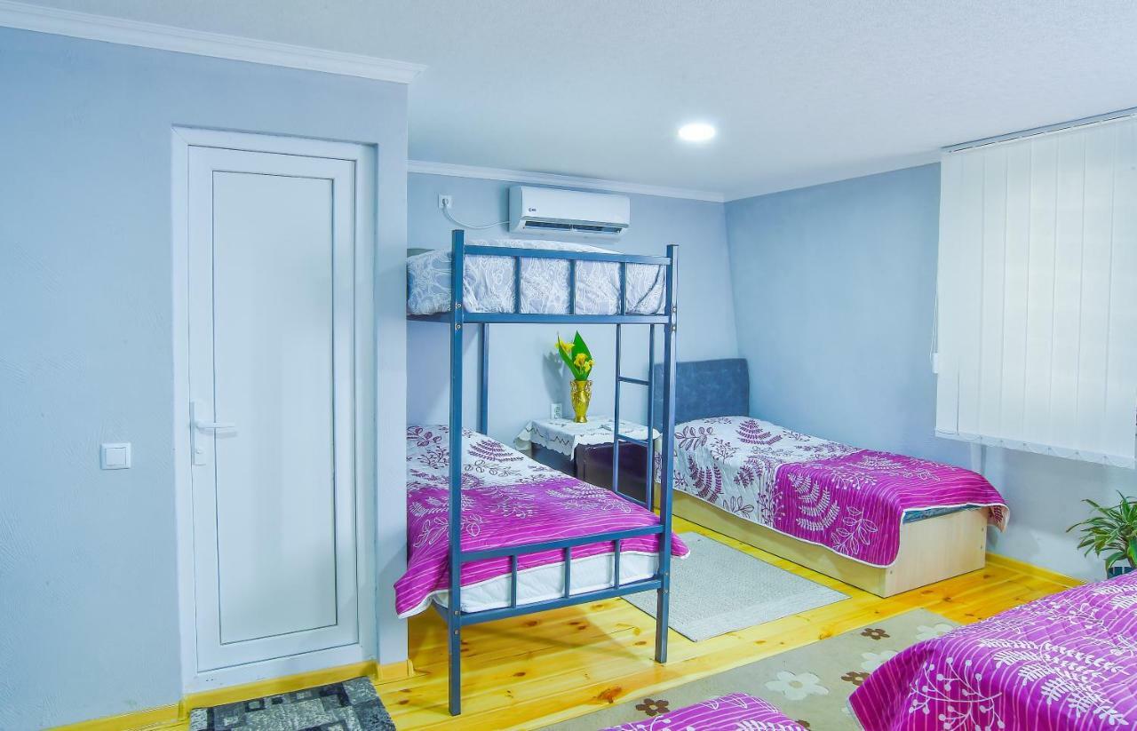 Hotel 9Th Sky Kutaisi Zewnętrze zdjęcie