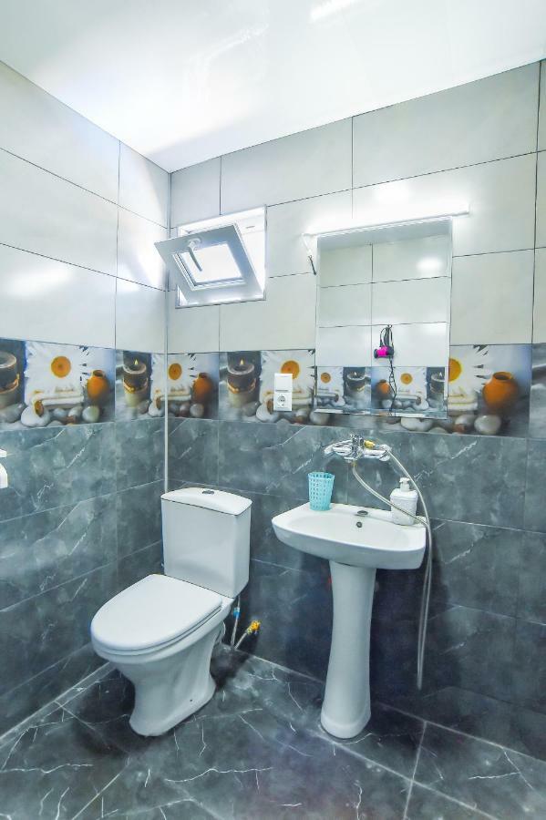 Hotel 9Th Sky Kutaisi Zewnętrze zdjęcie