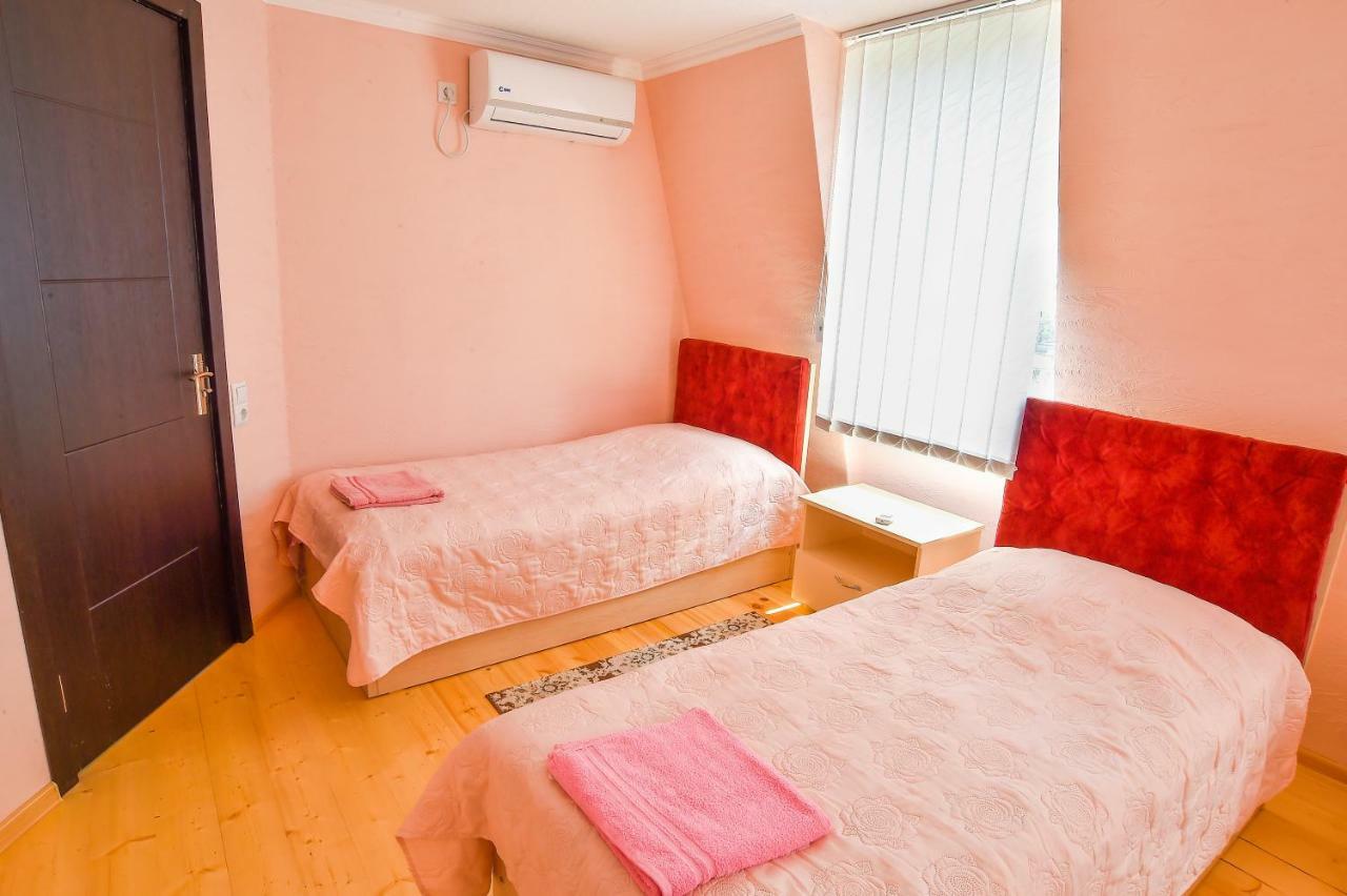Hotel 9Th Sky Kutaisi Zewnętrze zdjęcie